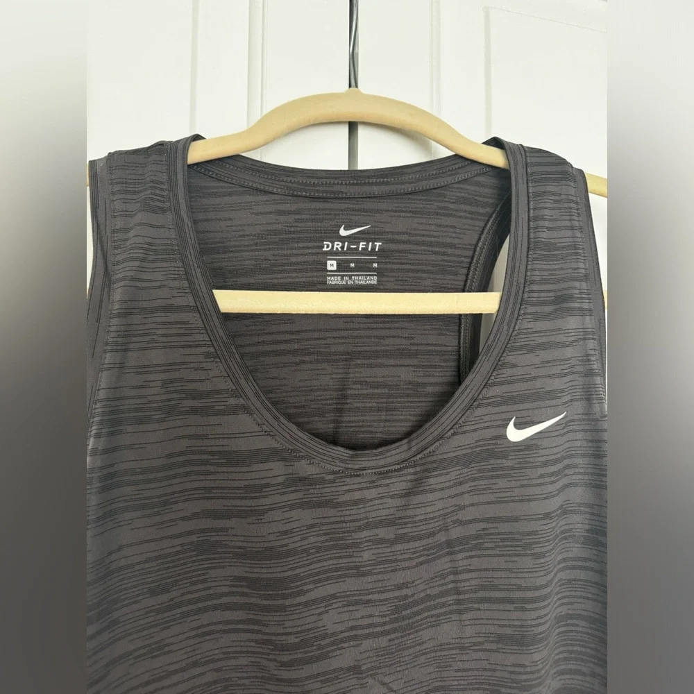 NWOT Nike dri fit tank top